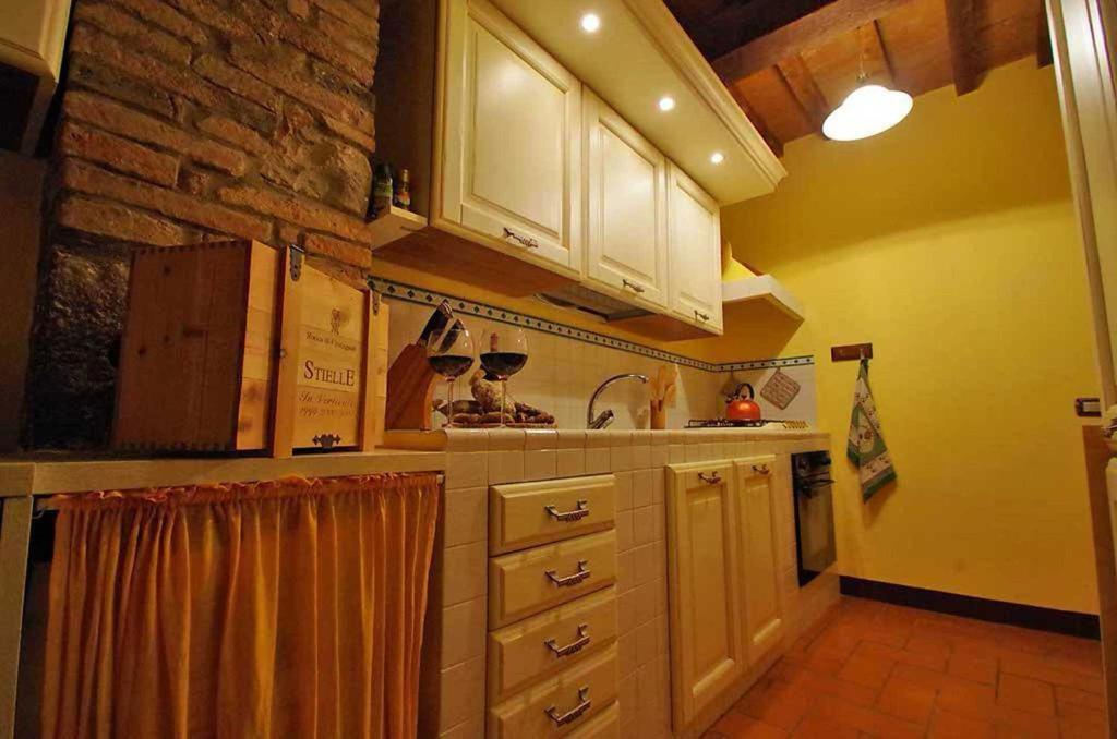 Cottage Le Ginestre Con Piscina In Val D'Orcia Radicofani Εξωτερικό φωτογραφία